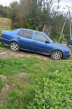 Седан Volkswagen Vento 1995 в Бережанах