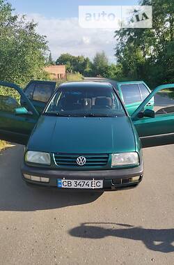 Седан Volkswagen Vento 1998 в Сумах