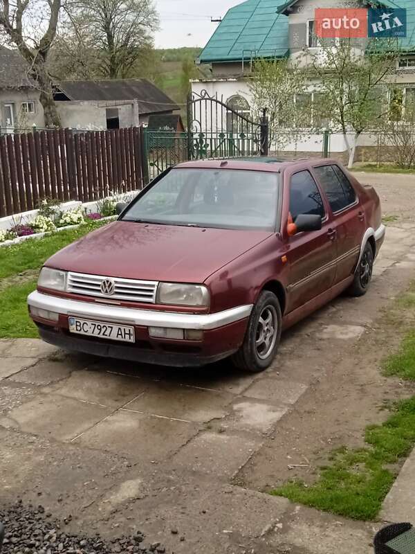 Volkswagen Vento 1992