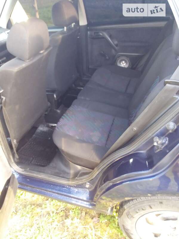 Седан Volkswagen Vento 1993 в Хусте