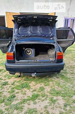 Седан Volkswagen Vento 1992 в Сторожинце