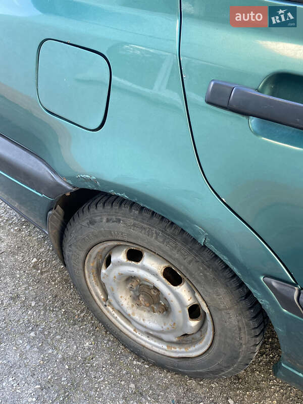 Седан Volkswagen Vento 1996 в Тернополі фото 3 Седан Volkswagen Vento 1996 в Тернополі