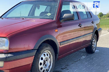 Седан Volkswagen Vento 1994 в Горохове