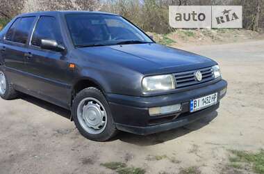 Седан Volkswagen Vento 1993 в Полтаві