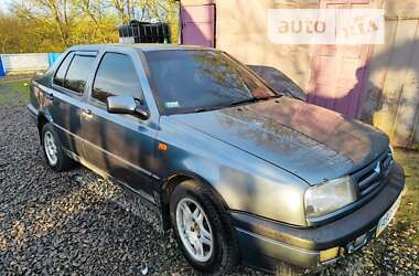 Седан Volkswagen Vento 1995 в Брацлаві