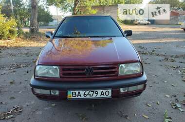 Седан Volkswagen Vento 1995 в Голованевске