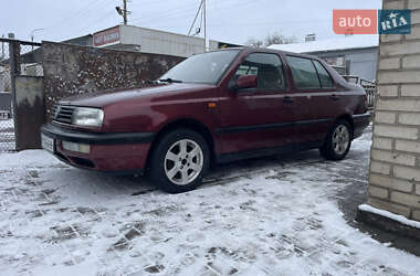 Седан Volkswagen Vento 1993 в Горохові