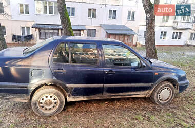 Седан Volkswagen Vento 1995 в Львові