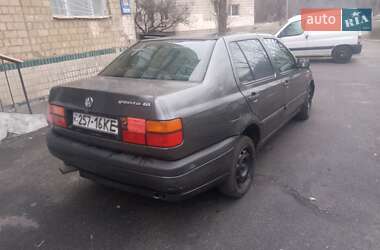 Седан Volkswagen Vento 1993 в Києві