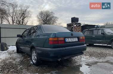 Седан Volkswagen Vento 1994 в Сторожинці