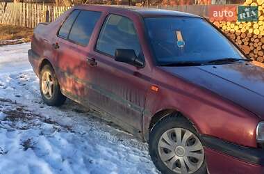 Седан Volkswagen Vento 1993 в 