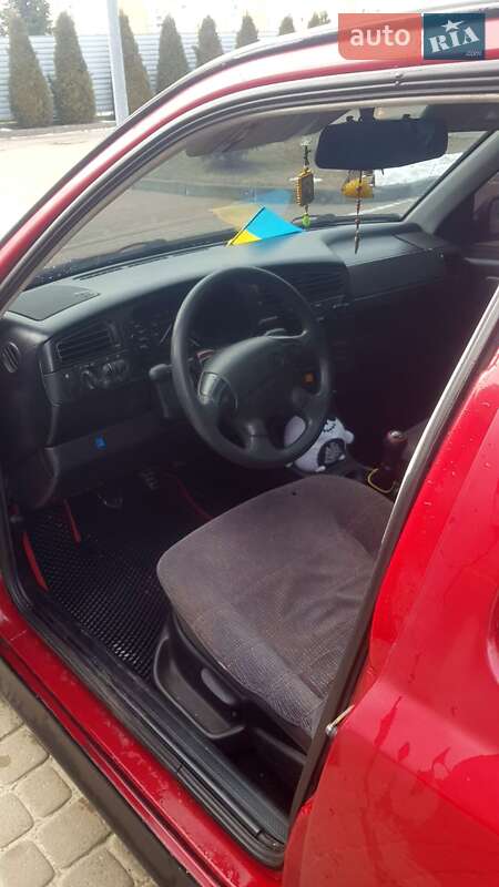 Седан Volkswagen Vento 1994 в Львове