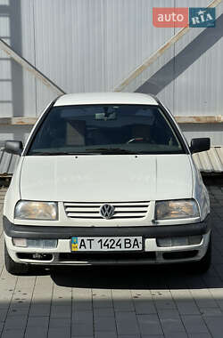 Седан Volkswagen Vento 1994 в Івано-Франківську