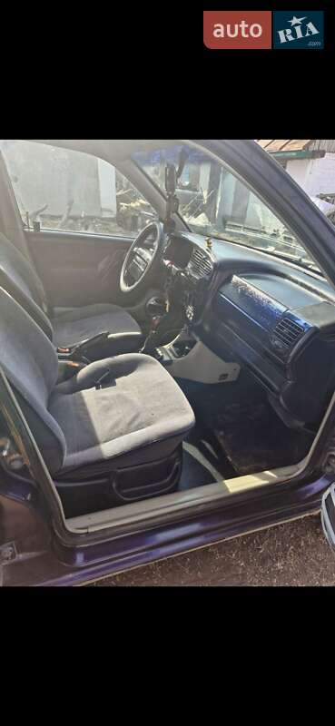 Седан Volkswagen Vento 1993 в Рівному фото 25 Седан Volkswagen Vento 1993 в Рівному