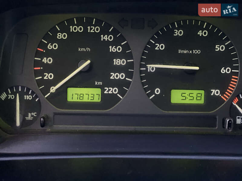 Седан Volkswagen Vento 1993 в Сумах