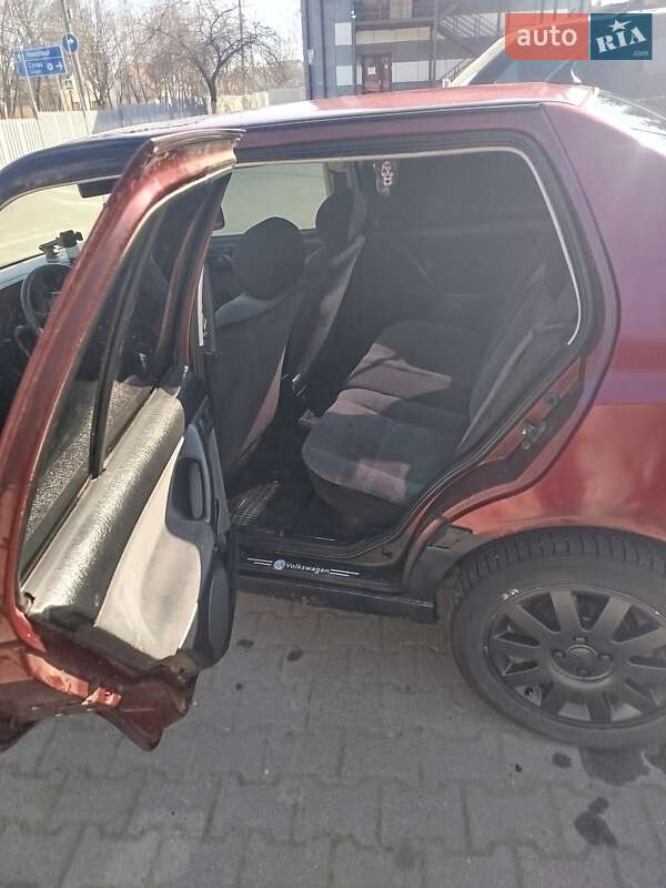 Седан Volkswagen Vento 1994 в Черновцах