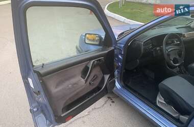 Седан Volkswagen Vento 1992 в 