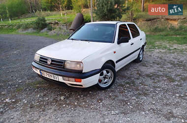 Седан Volkswagen Vento 1992 в Кременце