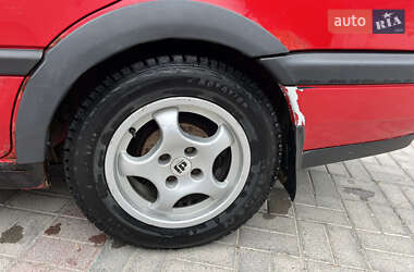 Седан Volkswagen Vento 1993 в 