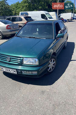 Седан Volkswagen Vento 1997 в Кам'янці-Бузькій