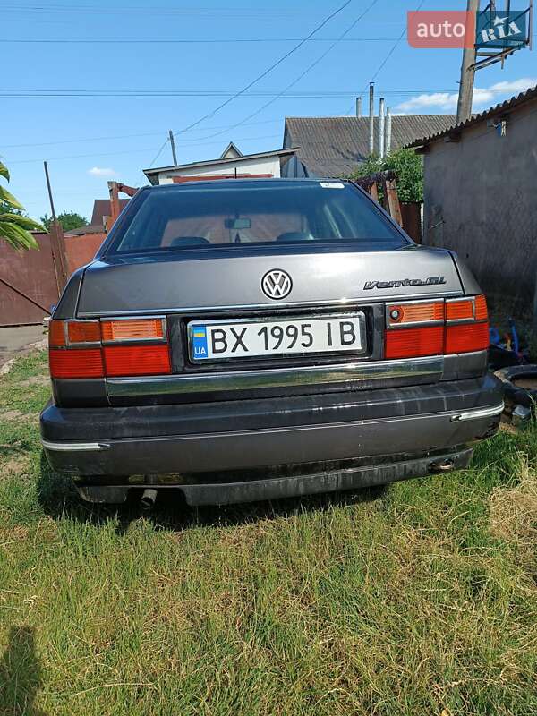 Седан Volkswagen Vento 1992 в Изяславе