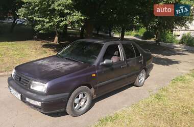 Седан Volkswagen Vento 1994 в Хмельницькому