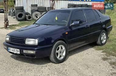Седан Volkswagen Vento 1993 в Теребовле