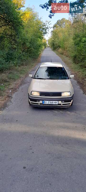 Седан Volkswagen Vento 1994 в Кременчуге