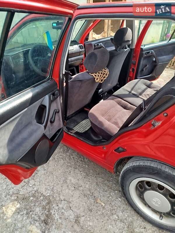 Седан Volkswagen Vento 1996 в Збаражі