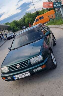 Седан Volkswagen Vento 1996 в Львові