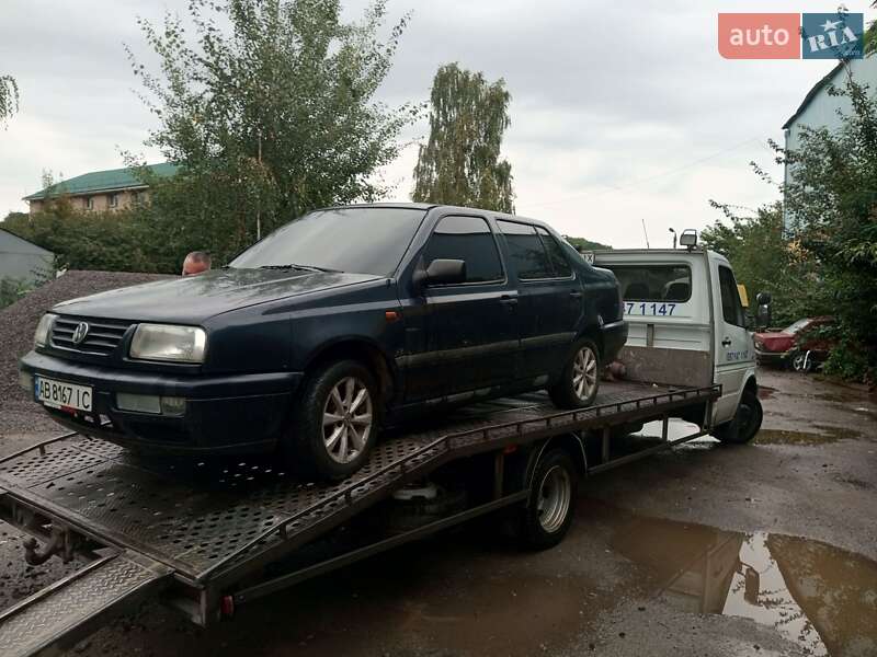 Седан Volkswagen Vento 1992 в Виннице