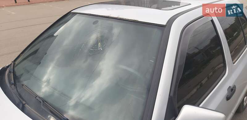 Седан Volkswagen Vento 1997 в Харькове