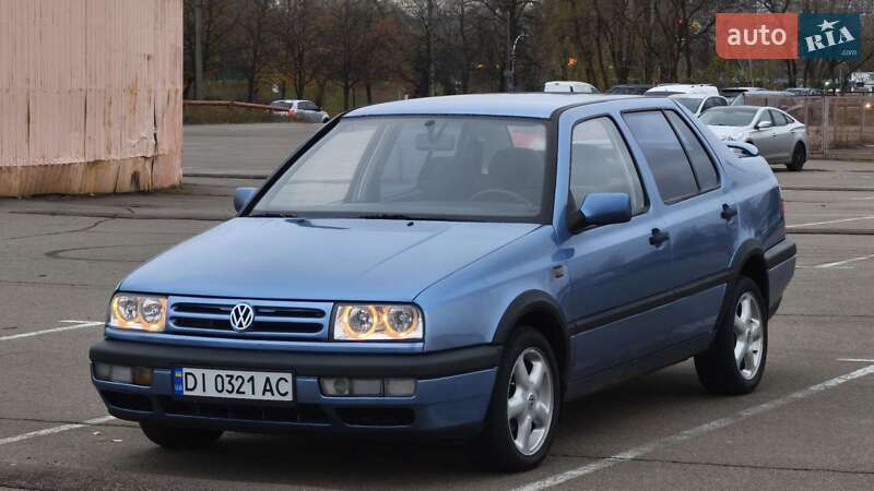 Volkswagen Vento 1992