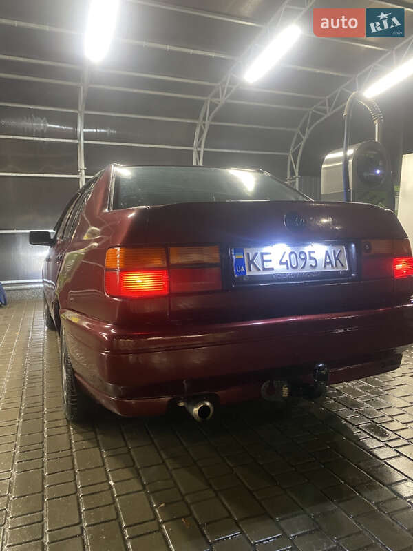 Седан Volkswagen Vento 1994 в Кропивницком