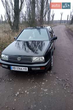 Седан Volkswagen Vento 1992 в Вінниці