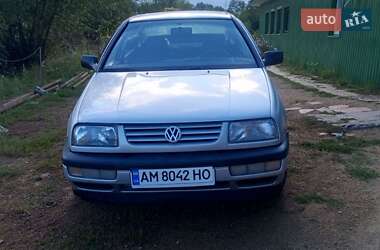 Седан Volkswagen Vento 1995 в Житомирі