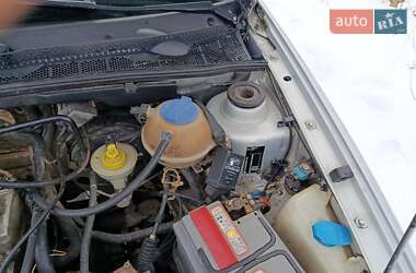 Седан Volkswagen Vento 1997 в Деражне