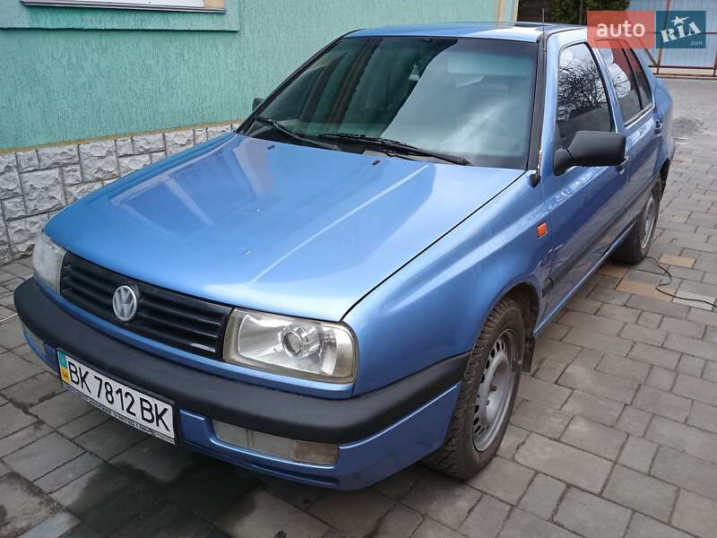 Volkswagen Vento 1993