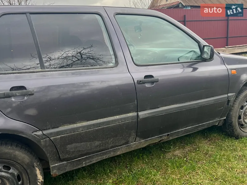 Volkswagen Vento 1994 VIN WVWZZZ1HZRW121035 фото оголошення 5 з 38