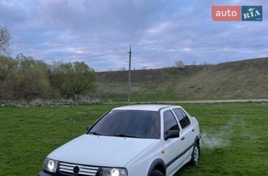 Седан Volkswagen Vento 1992 в Білогір'ї