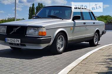 Седан Volvo 240 1990 в Одессе