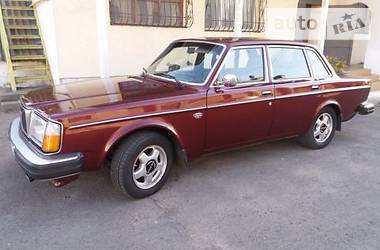 Седан Volvo 244 1977 в Миколаєві