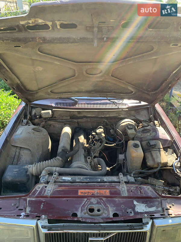 Седан Volvo 244 1981 в Николаеве