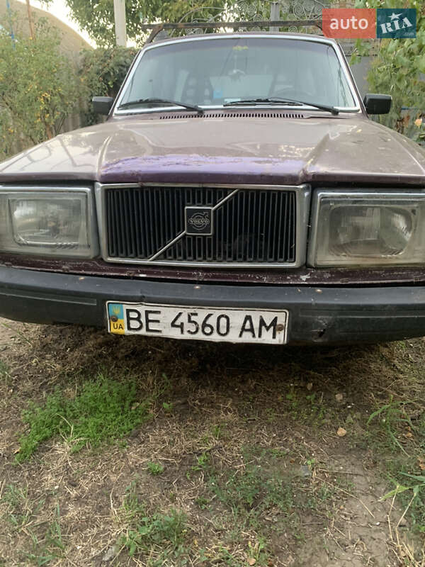 Седан Volvo 244 1981 в Николаеве