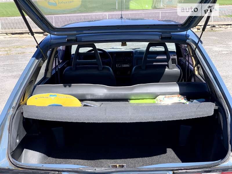Купе Volvo 340 1986 в Березані