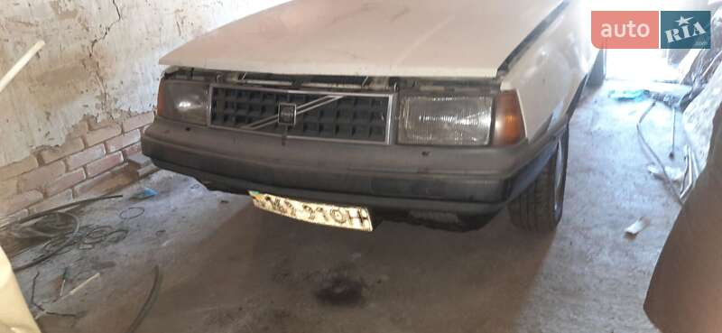 Хетчбек Volvo 340 1985 в Кропивницькому