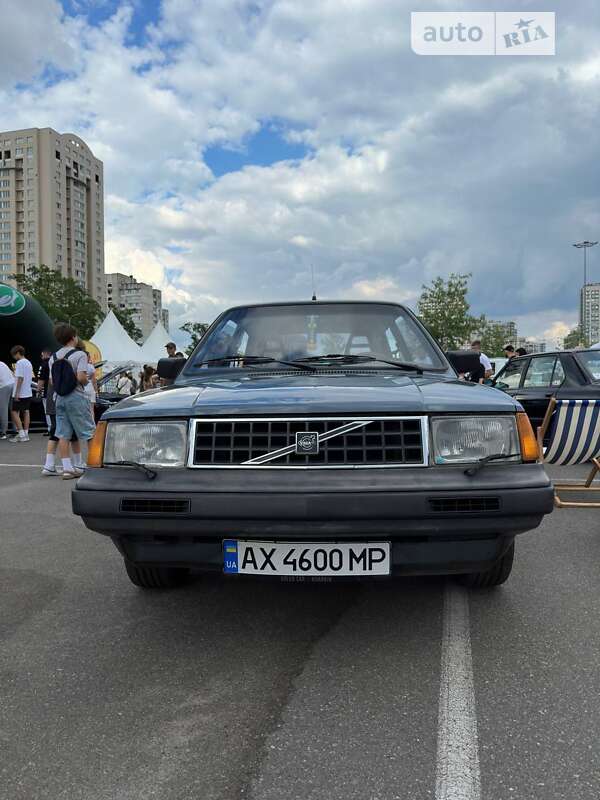 Купе Volvo 340 1986 в Березані