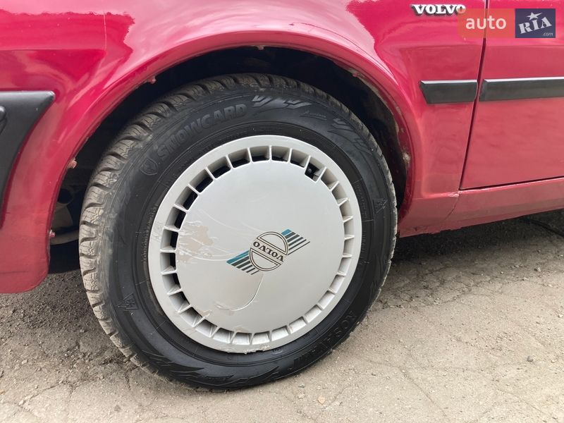 Хэтчбек Volvo 340 1986 в Умани