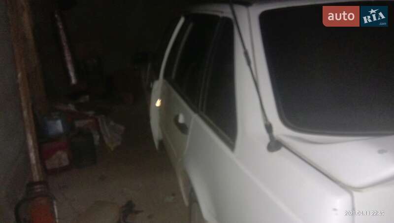 Хэтчбек Volvo 440 1990 в Перегинском фото 28 Хэтчбек Volvo 440 1990 в Перегинском