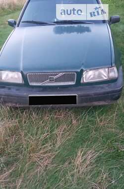 Хэтчбек Volvo 440 1995 в 
